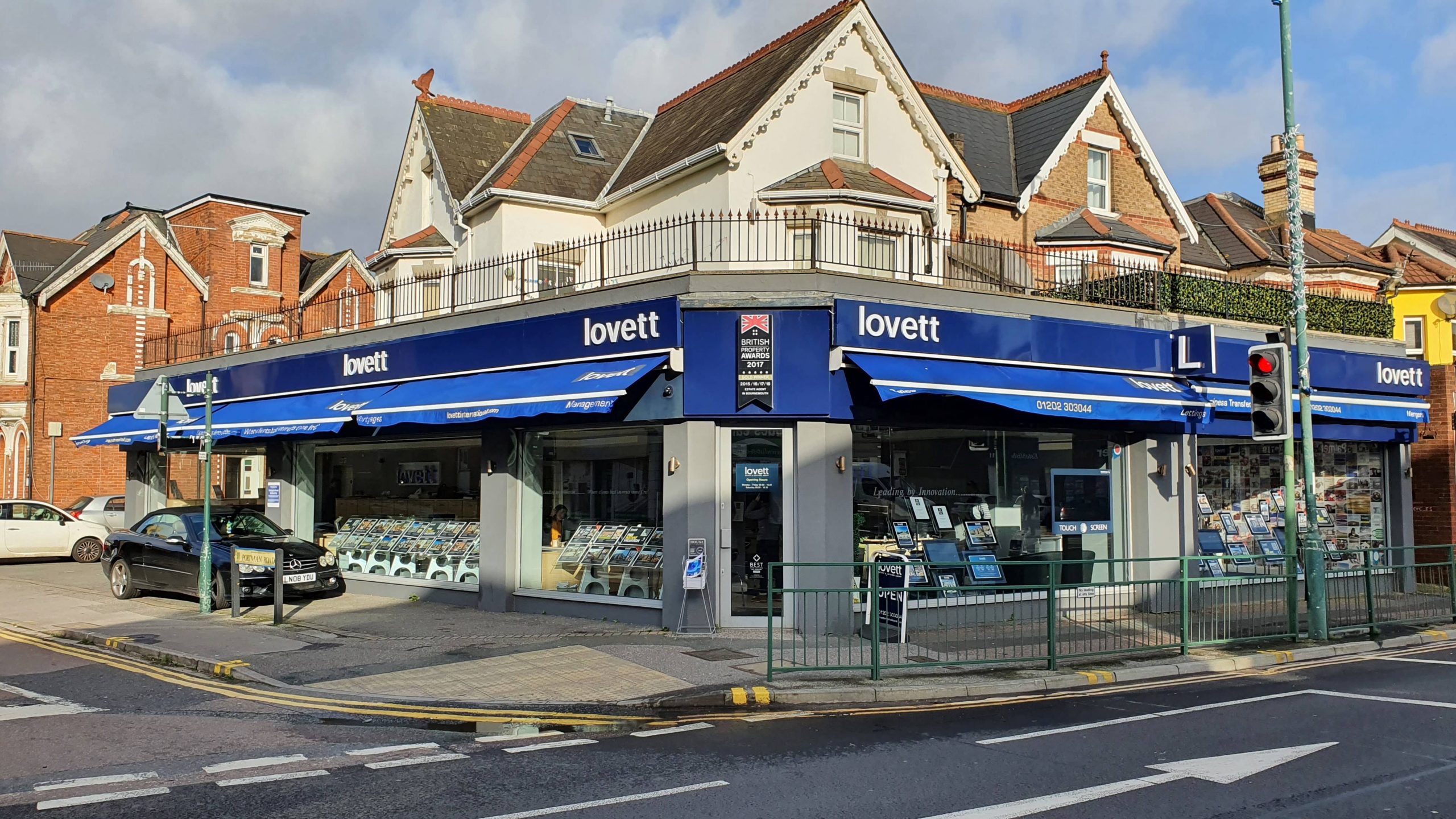 Why do people use Estate Agents?