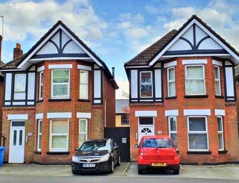 Pair Of HMO’s Sold In Poole